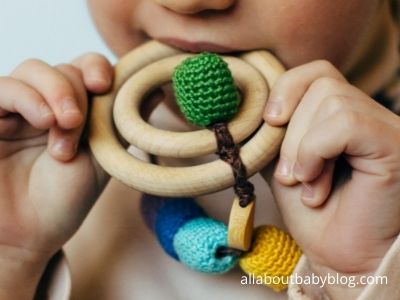 wood and crochet nursing necklace