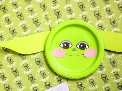 star wars baby yoda paper plate craft
